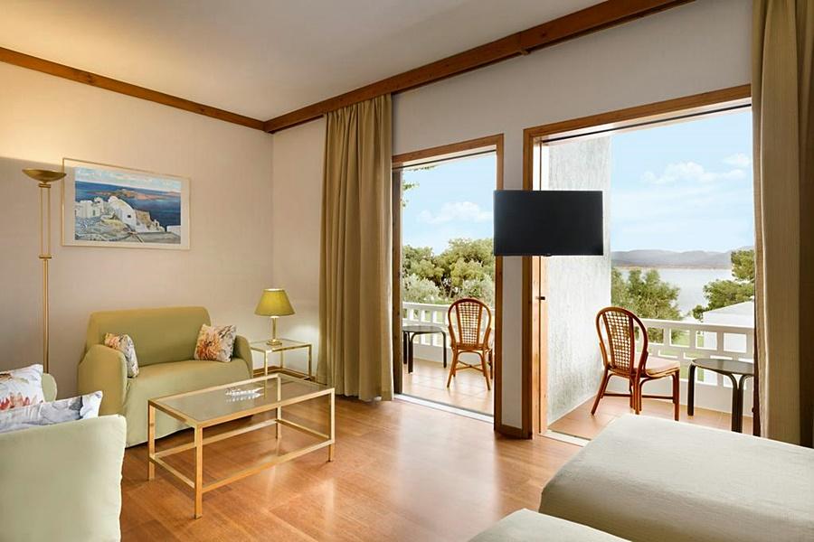 Wyndham Loutraki Poseidon Resort Экстерьер фото